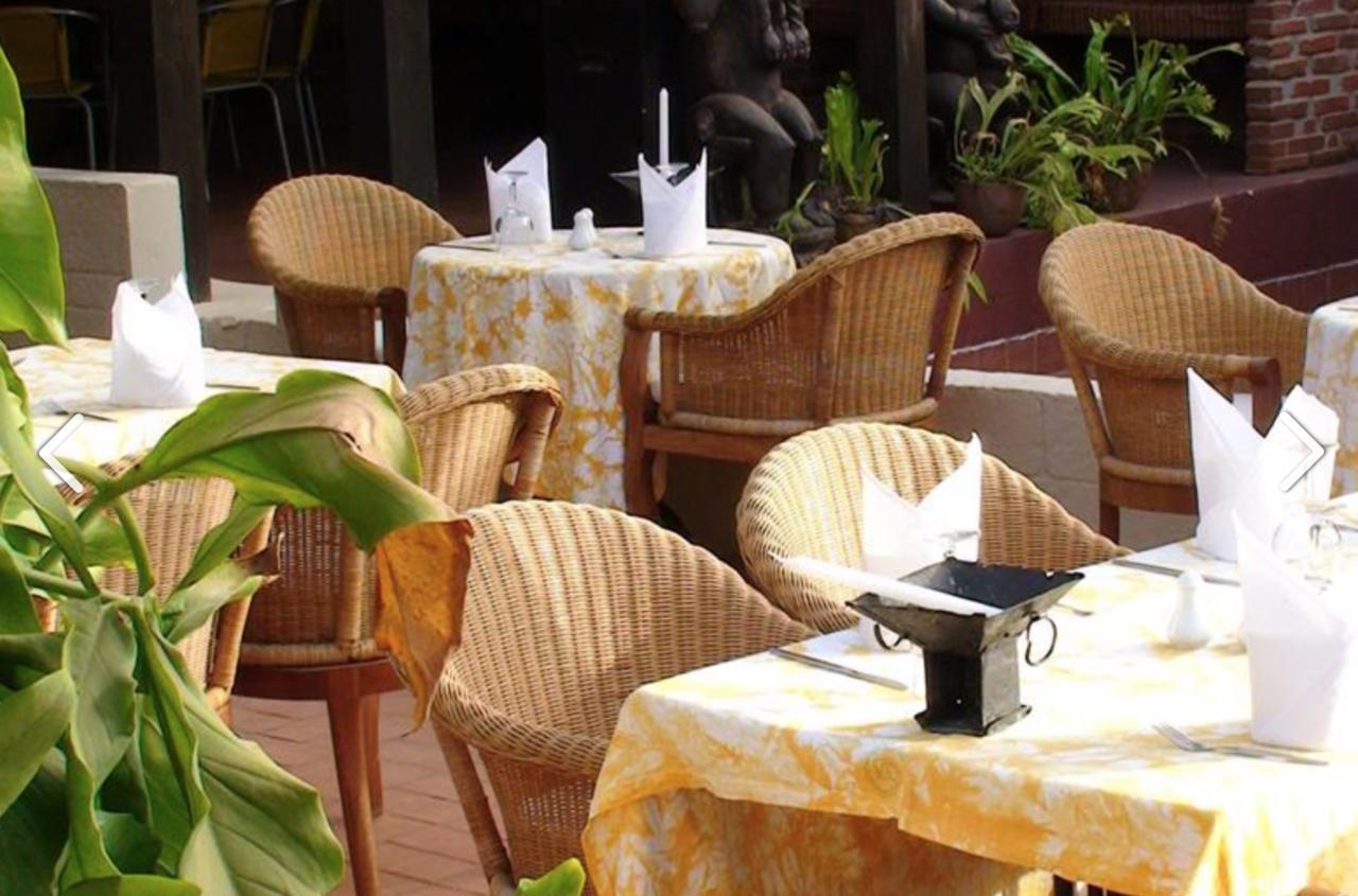 Bakotu Hotel Exterior foto